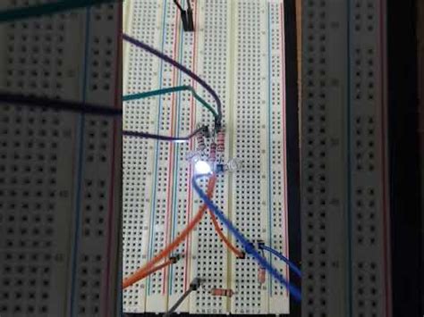 2N3904 transistor & LED with Arduino Uno - YouTube