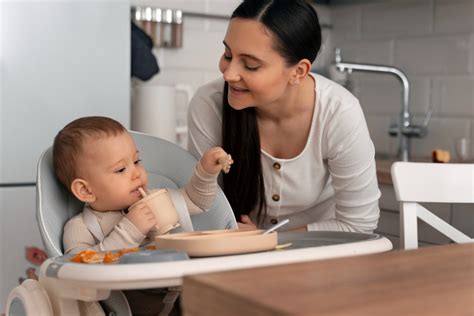 Cadeira Alimentacao Bebe Melhor - Cadeira de Alimentação: Escolhendo a Melhor para o Seu Bebê em 2025