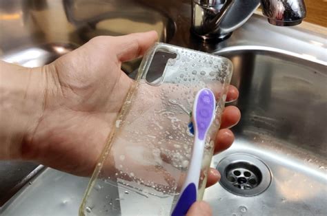 how to wash phone case