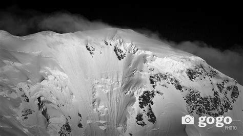 B.Erdenebulgan - A photographer steps above the clouds