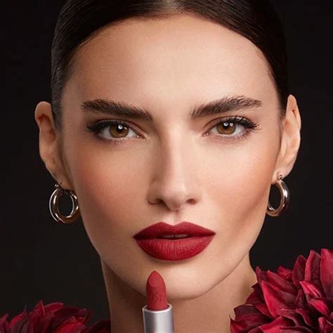 In-Store Makeup Sessions | KIKO