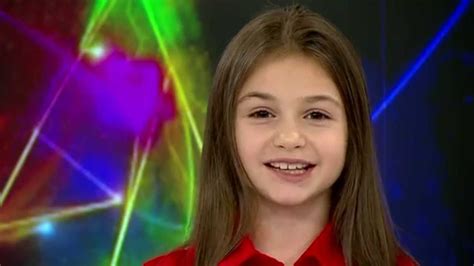 Послание на Крисия към българите в чужбина! #JESC2014 - YouTube
