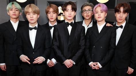 Корейская группа BTS стала артистом года по версии журнала Time