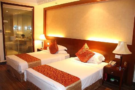 INTERNATIONAL HOTEL SANYA (Санья) - отзывы, фото и сравнение цен ...
