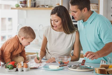 Family Breakfast Free Stock Photo - StockSnap.io
