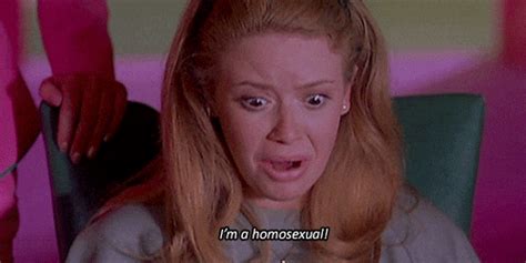 lesbian reggaeton gifs    gif  giphy