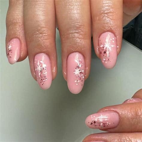 33 Romantic Light Pink Winter Nails You Need to Copy - Nail Designs Daily