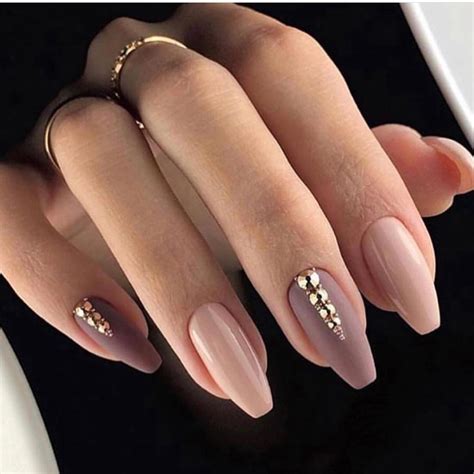Popular DND Nail Colors You Should Try Today – Echoes Polish