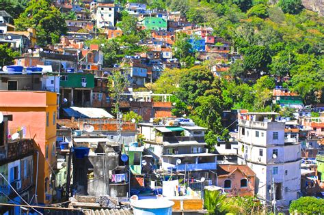 Фавела здесь, фавела там | BRASIL.RU