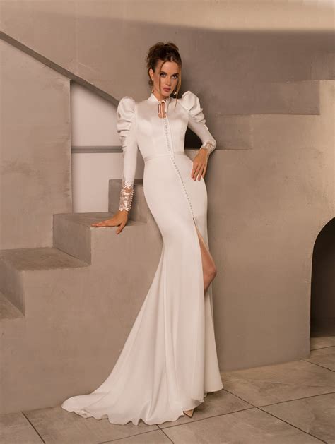 Elegant Long Sleeve Mermaid Modest Wedding Gown – HAREM's Brides