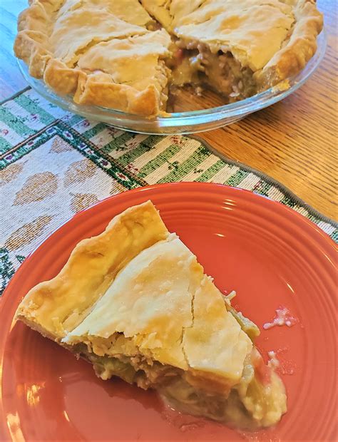 Mom’s Rhubarb Cream Pie | Dixie's Kitchen