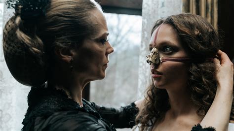 Гидка сестра (2025) - Кінобаза