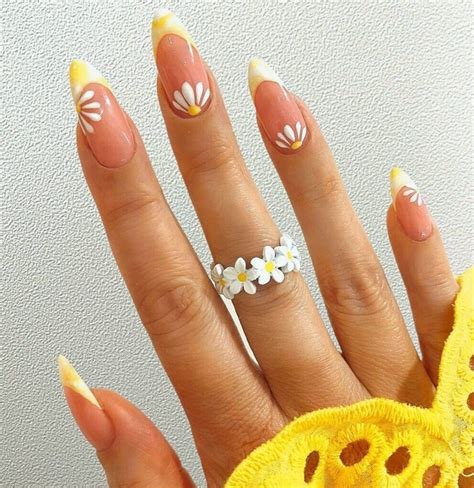 10 diseños de uñas sencillos con flores - Mujer saludable 10 | Todo ...