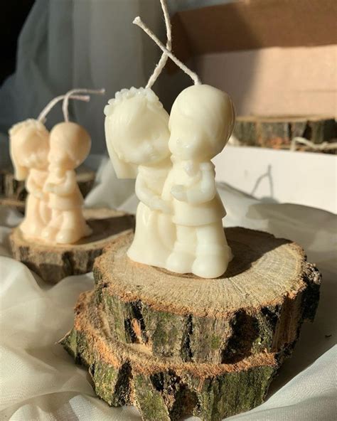 Свеча влюблённая пара из соевого воска | Place card holders, Candles ...