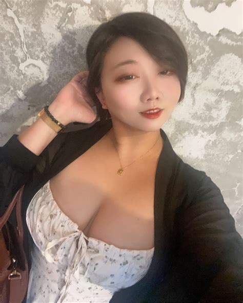 Zoe saenz🍀 (@zoe_saenz) OnlyFans Leaked Content, Nudes & Videos