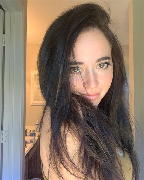 Maya on Twitter: "gm🥰⭐️🍒 https://t.co/PEm13Na01Y" / Twitter