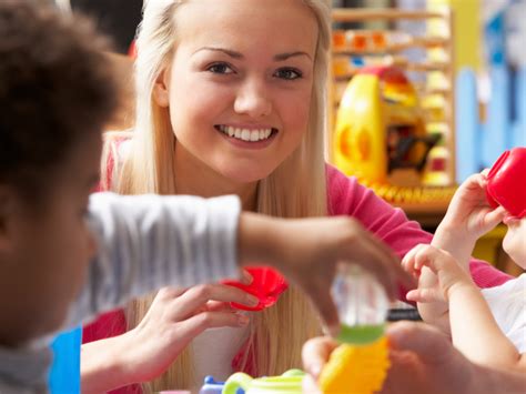 guide  finance  student parents university  cumbria