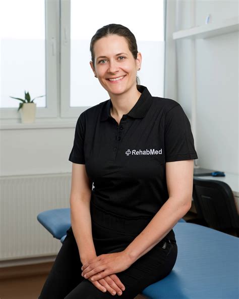 MUDr. Mária Gašparová, PhD., CEO | RehabMED - Rehabiltácia a ortopédia