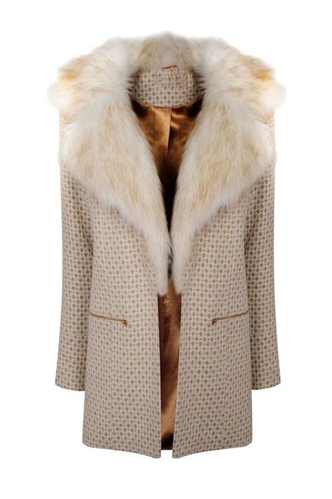 Pin by Юлия Д. on Пальто | Stylish winter coats, Winter coat, Coat