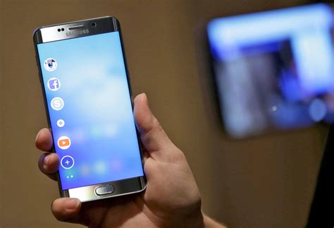 Samsung gives you more options with its Edge displays