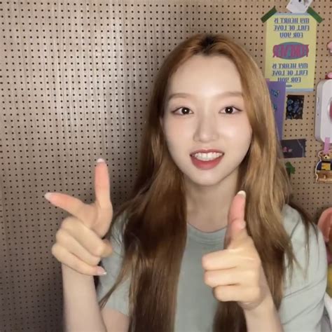 gowon loona | Gowon loona, Idol, Save
