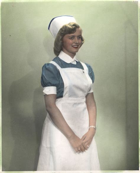 National Nurses' Uniforms Of 1950 - Flashbak | Nursing clothes, Vintage
