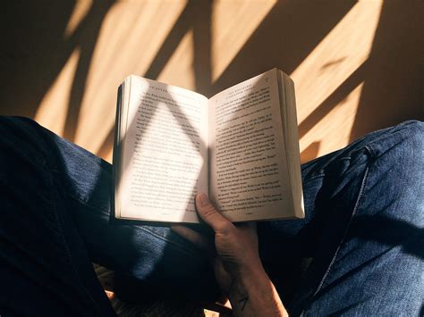 How Does Reading Benefit The Brain? | The Lazy Gal