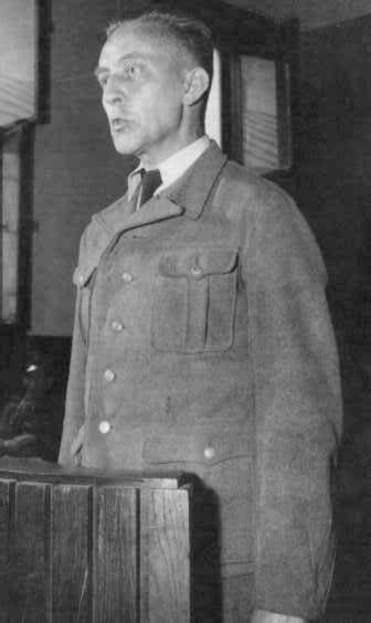 [Photo] Jürgen Stroop at Polish court, 1951 | World War II Database