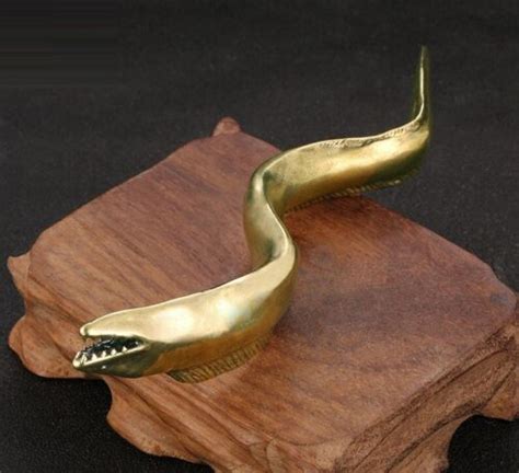 Brass Moray Eel Fish Animal Statue Small Sculpture Tabletop Figurine ...