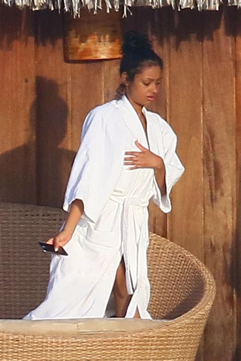 jayde-pierce-bora-bora - The Trent