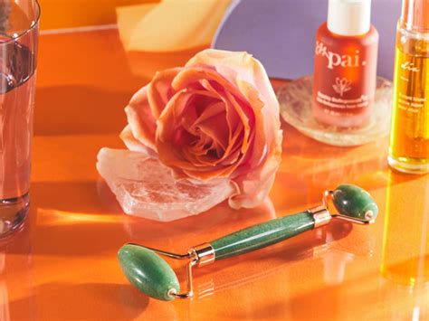 how to use a jade roller 6