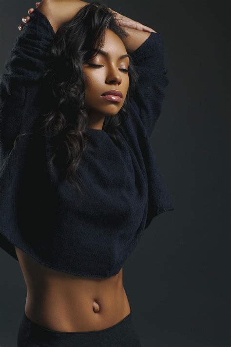 Logan Browning : r/CelebrityBelly