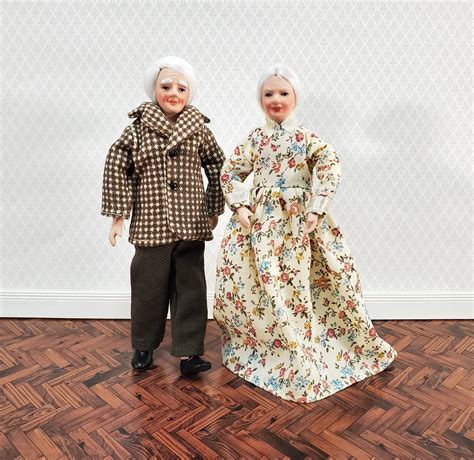 Dollhouse Grandparents Grandma & Grandpa Porcelain Dolls - Etsy