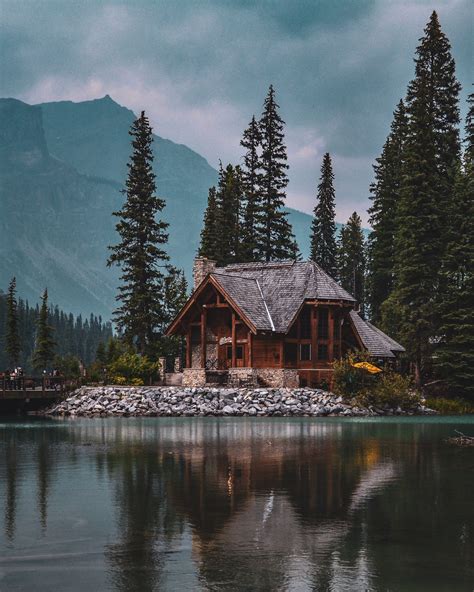 10 Great YouTube Channels for Off Grid Builds - Off-Grid Build