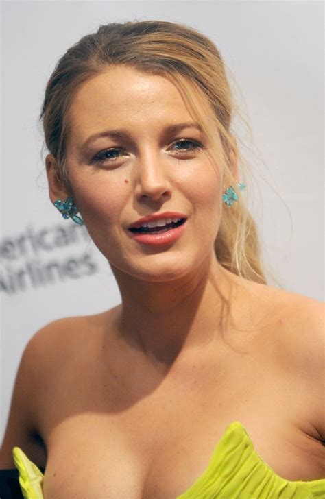 Is Blake Lively's Perfect Balance Of Beauty & Fitness A Myth? The Shocking Truth Revealed. Image 16
