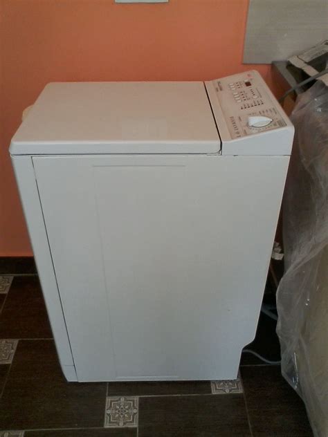 Продам немецкую стиральную машину. Вертикальная. шир.40 см. на 5 кг. В ...