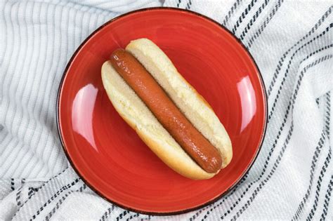 how long to microwave a hotdog