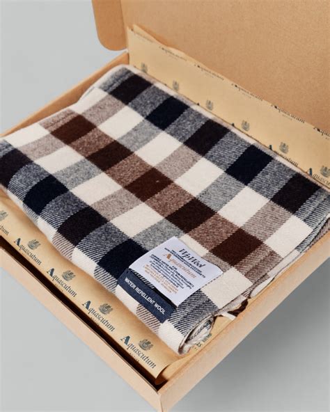 Aquascutum Scarf – Aquascutum Active