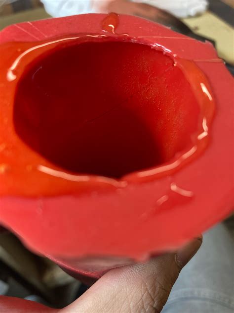 How do I prevent bubbles on the sides of my molds : r/resin