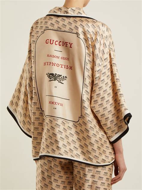 𝐏𝐢𝐧𝐭𝐞𝐫𝐞𝐬𝐭 𝐌𝐢𝐧𝐚 𝐌𝐚𝐫𝐠𝐚𝐮𝐱 | Gucci Pajamas | Pajama fashion, Homewear ...