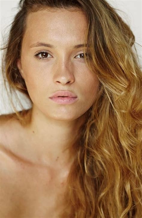 thea  model  toulon france