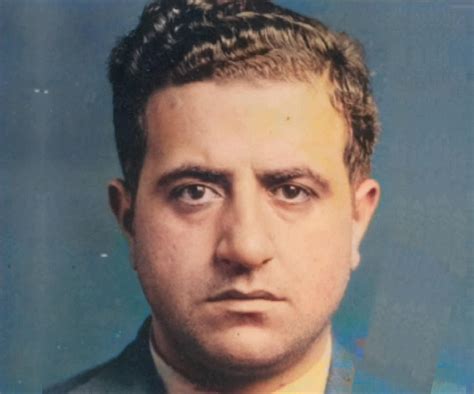 Paul Mccartney 1960 Colorized Passport Photo - Colorized by Me : r