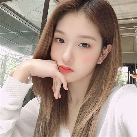 모콩이 (@_theyeon) / Twitter