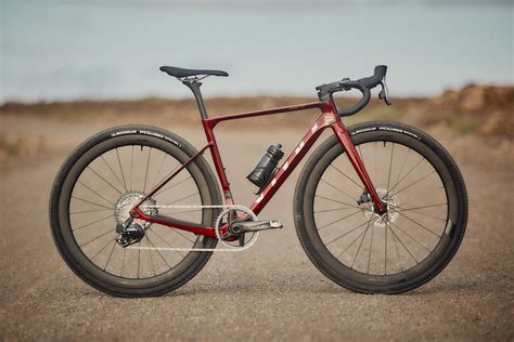 Vitus Launches the Versatile Venon EVO All-Road Bike - Road Bike Rider ...