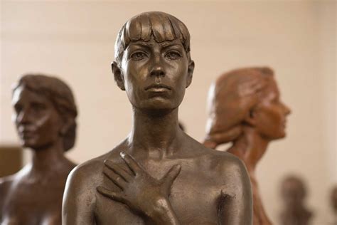 Sculpting Real Women - Fine Art Connoisseur