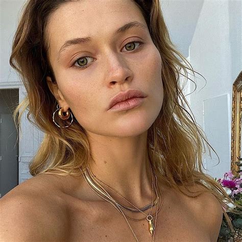 Кожаная розовая куртка Vetements, созданная специально для mytheresa ...