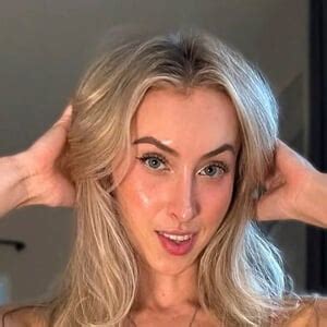 itsdaniday - Age, Family, Bio | Famous Birthdays
