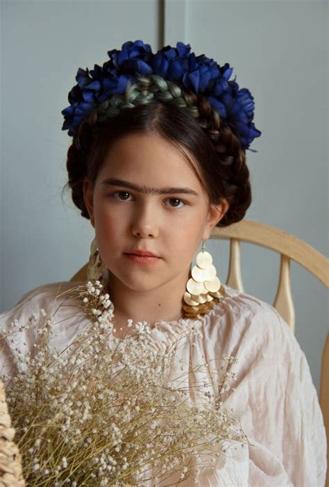 Маленькая Фрида | Makeup, Crown jewelry, Crown