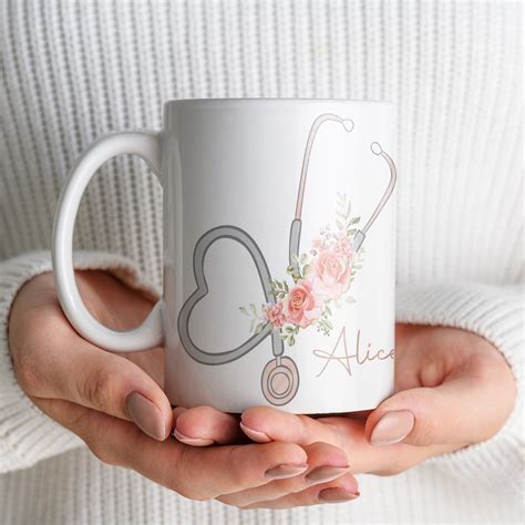 Arte Caneca Medicina - Caneca Medica Floral Medicina Enfermeira Colocamos Seu Nome | Vira Arte ...
