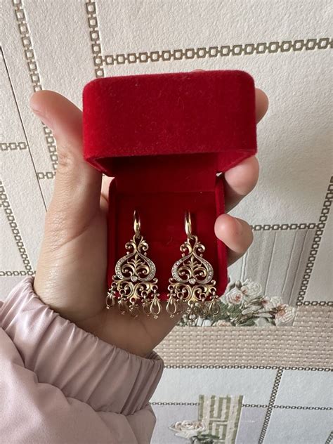 Серьги золото: 185 000 тг. - Серьги Алматы на Olx